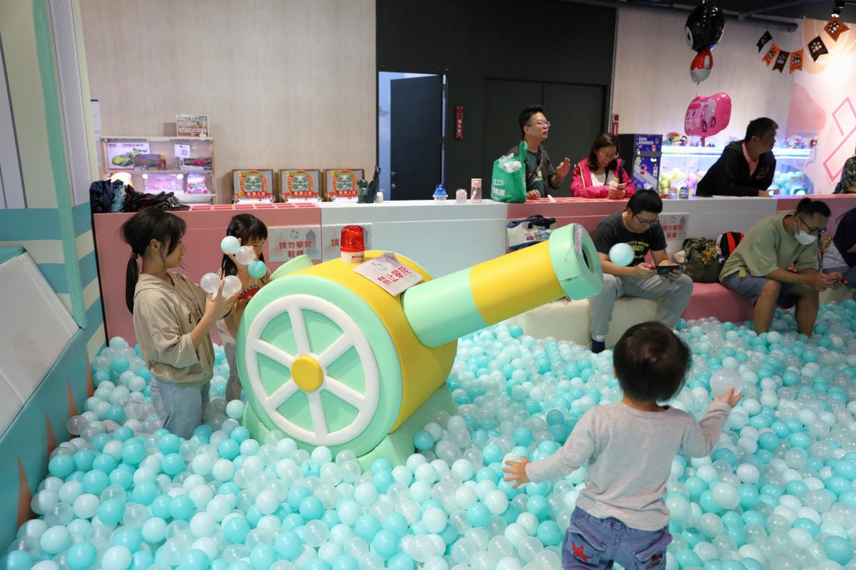 桃園親子室內遊樂園推薦! 追風奇幻島-桃堡樂園(桃園展演中心1F)