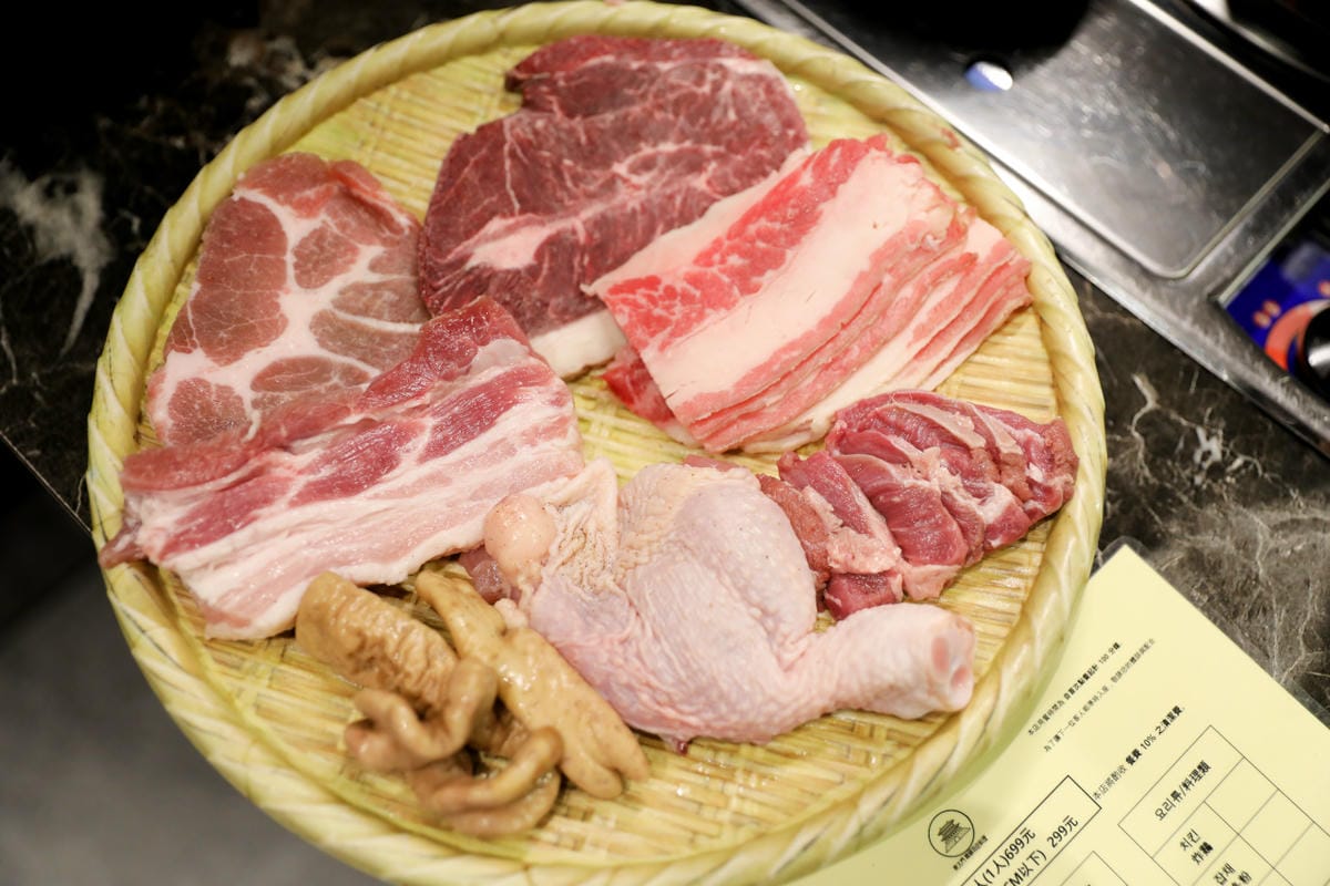 台北韓式炭火烤肉吃到飽推薦! 東大門韓國特色料理(中山南京店)