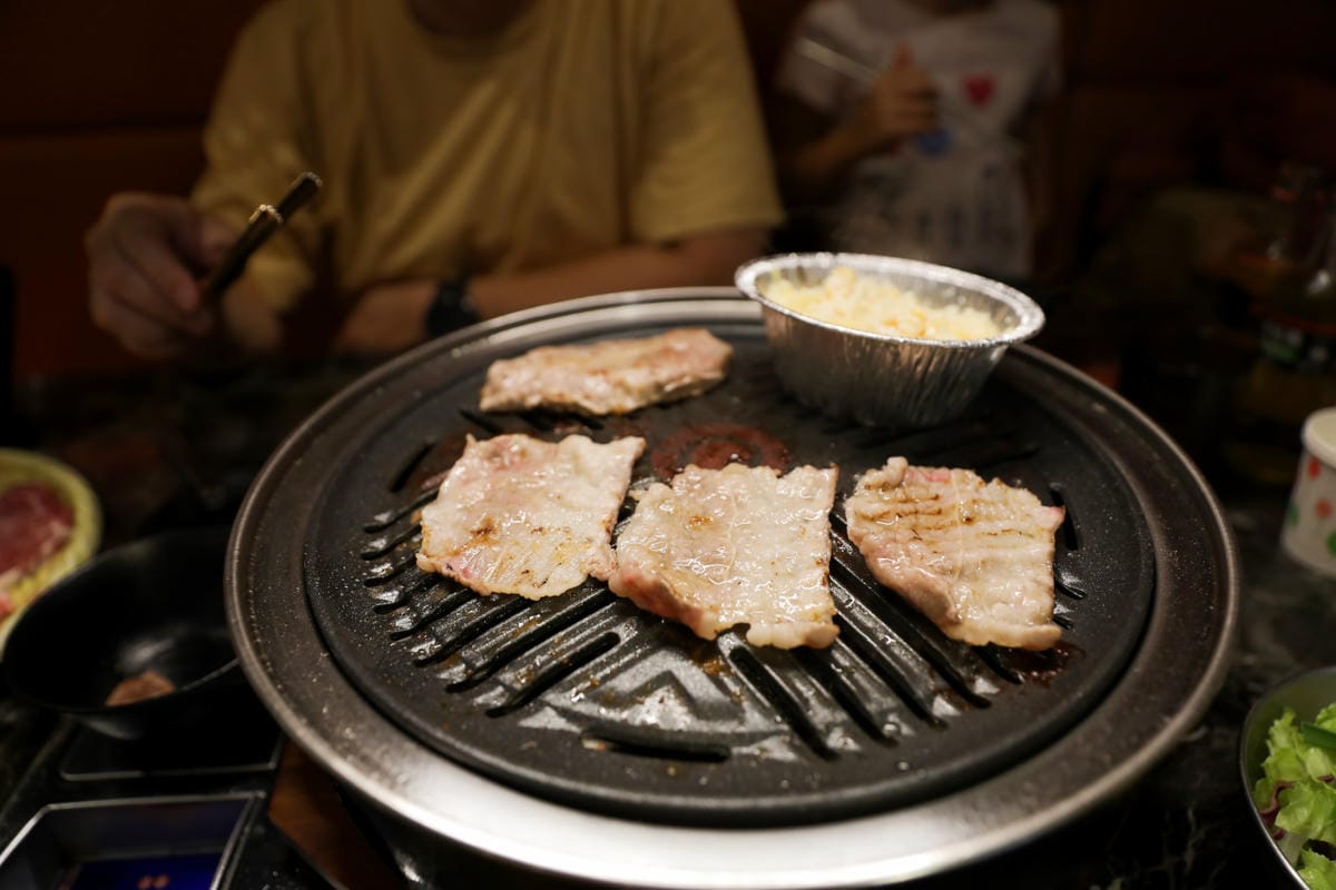 台北韓式炭火烤肉吃到飽推薦! 東大門韓國特色料理(中山南京店)