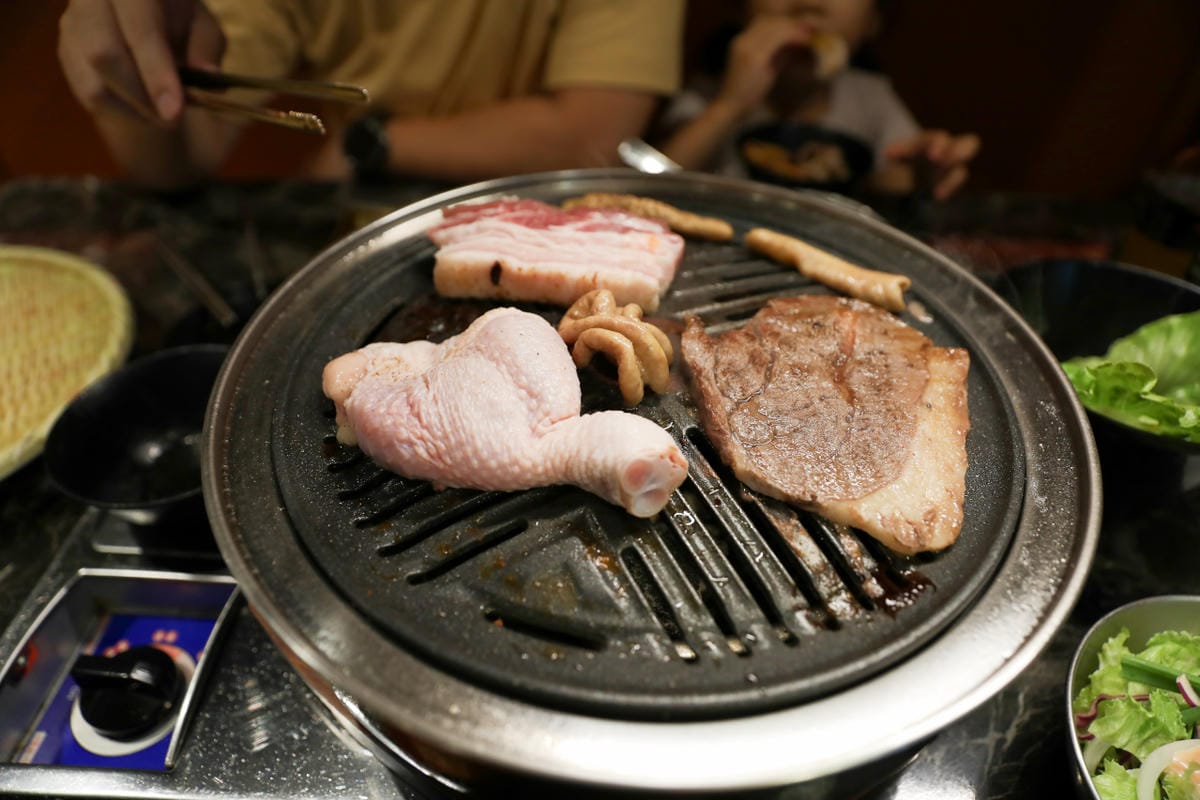 台北韓式炭火烤肉吃到飽推薦! 東大門韓國特色料理(中山南京店)