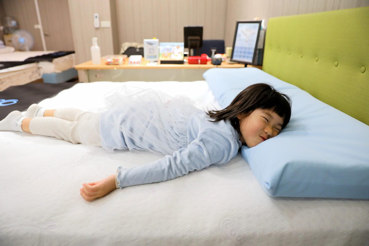 台北床墊-八鐘頭睡眠名床-長安門市 給你8小時深度睡眠 100%無毒水性膠安心睡! - 第2張圖 台北床墊-八鐘頭睡眠名床-長安門市 給你8小時深度睡眠 100%無毒水性膠安心睡!