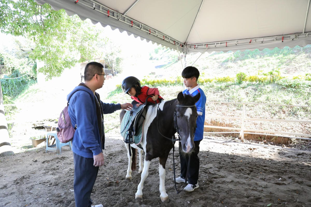 台北親子騎馬體驗推薦! 淡水佑昇馬術中心 一日小小騎士馬術體驗課程