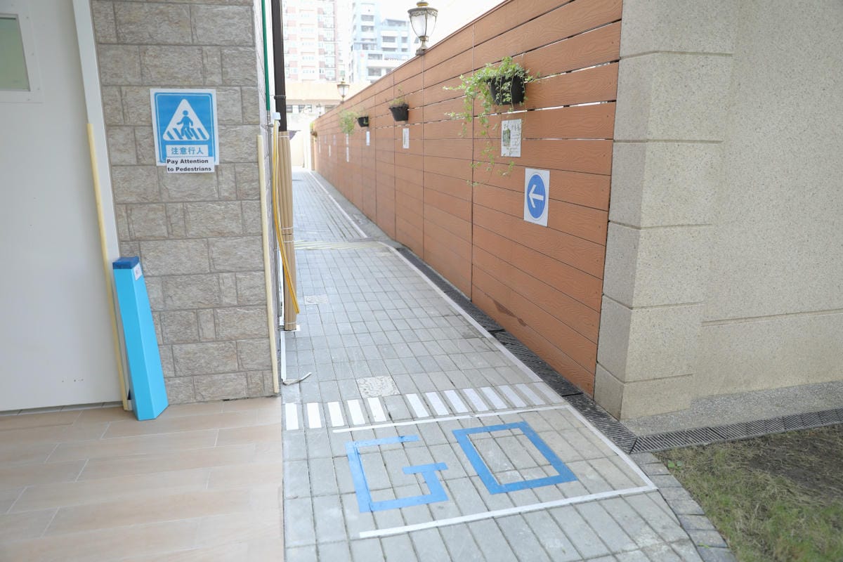 蘆洲雙語幼兒園參訪 新北市私立雄林國際幼兒園 (英國皇家教育學院體系) 綠建築與多元課程
