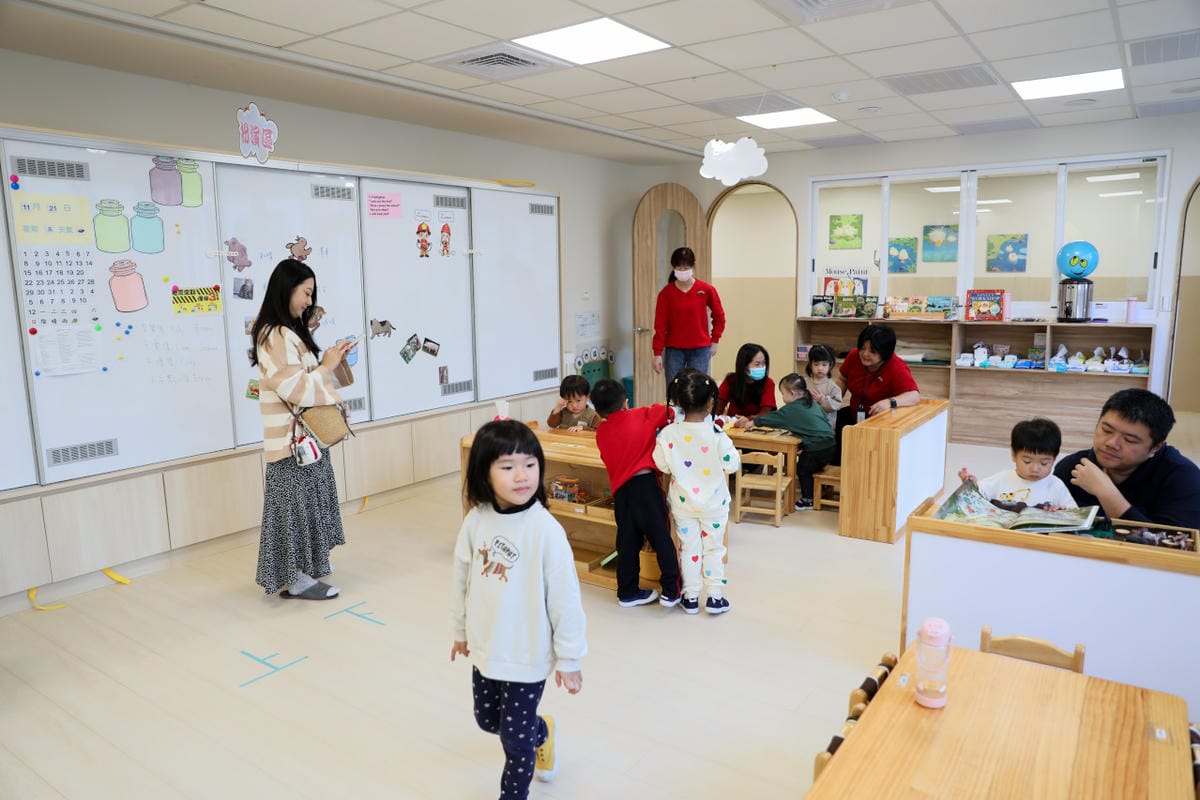 蘆洲雙語幼兒園參訪 新北市私立雄林國際幼兒園 (英國皇家教育學院體系) 綠建築與多元課程