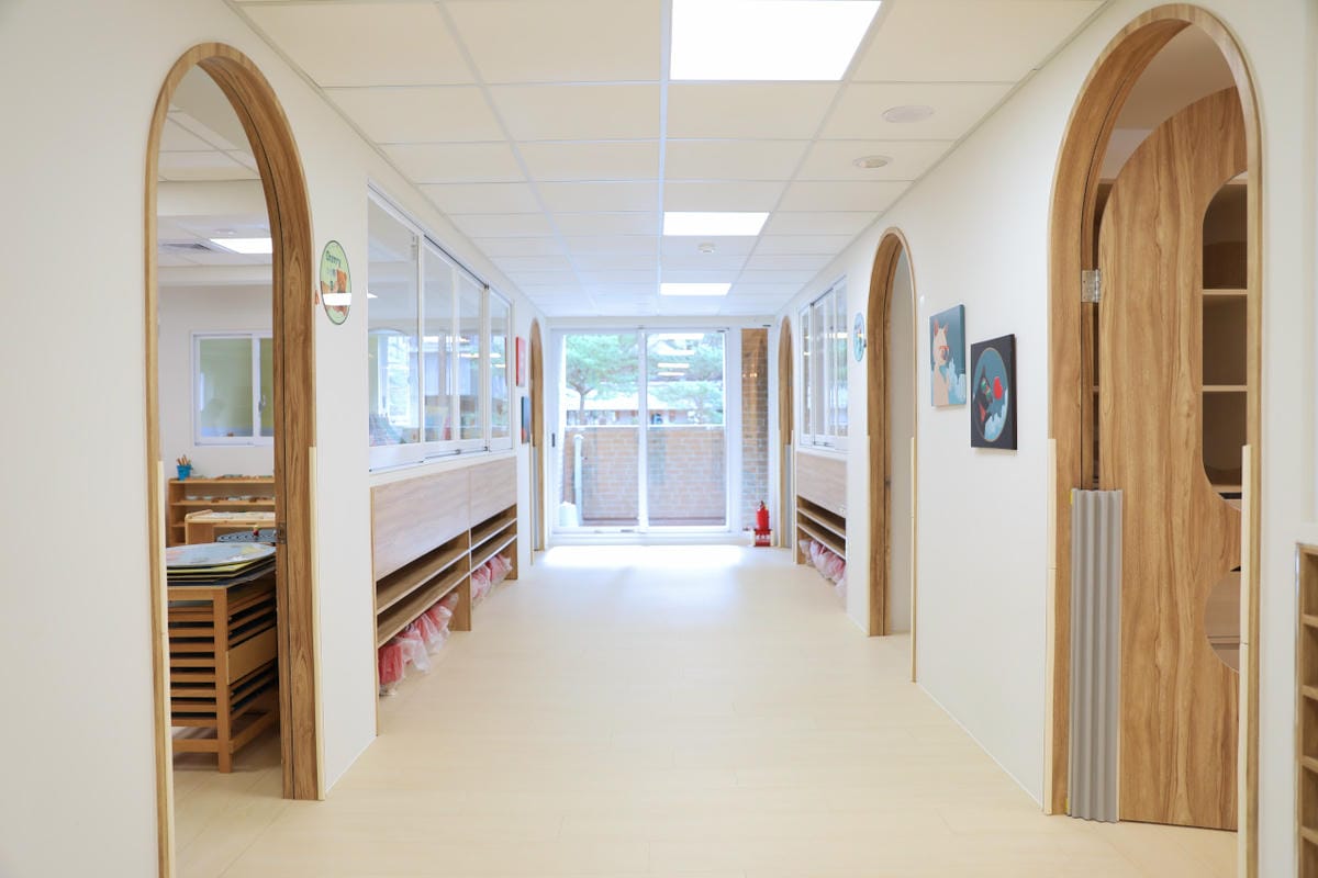 蘆洲雙語幼兒園參訪 新北市私立雄林國際幼兒園 (英國皇家教育學院體系) 綠建築與多元課程