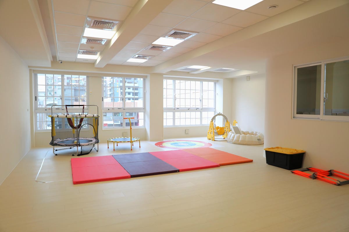 蘆洲雙語幼兒園參訪 新北市私立雄林國際幼兒園 (英國皇家教育學院體系) 綠建築與多元課程