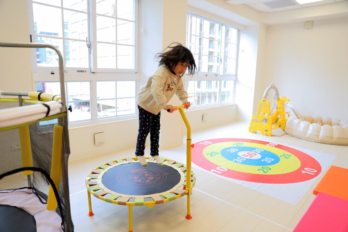 蘆洲雙語幼兒園參訪 新北市私立雄林國際幼兒園 (英國皇家教育學院體系) 綠建築與多元課程