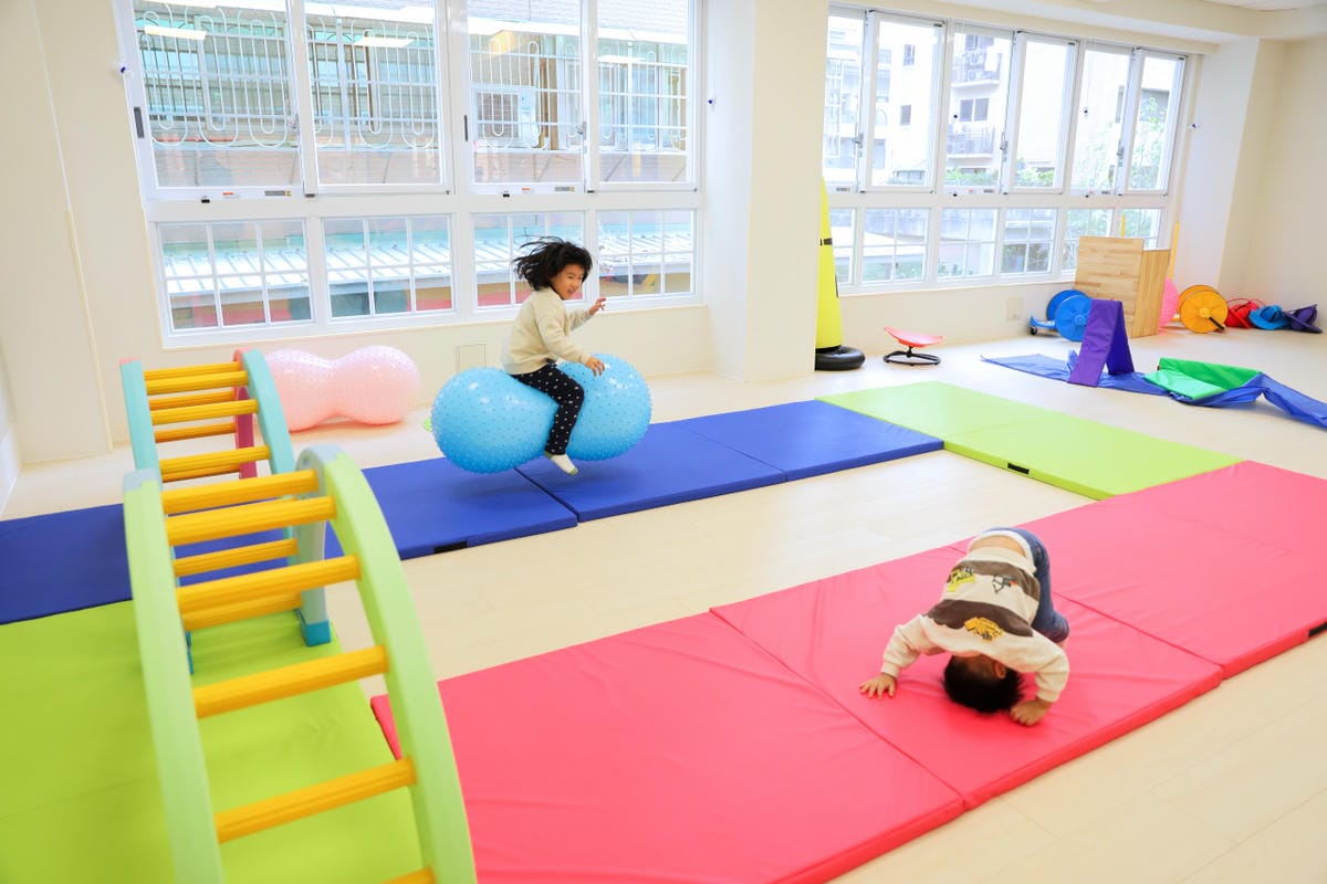 蘆洲雙語幼兒園參訪 新北市私立雄林國際幼兒園 (英國皇家教育學院體系) 綠建築與多元課程