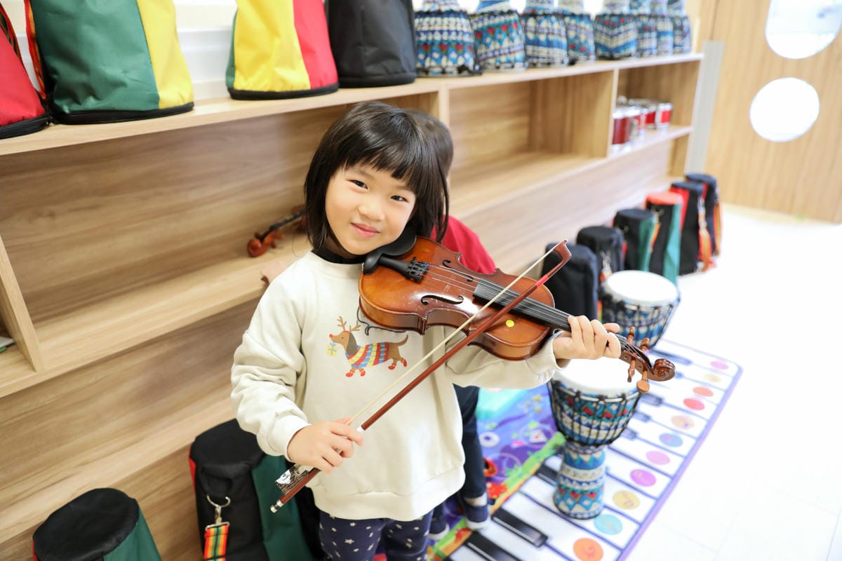 蘆洲雙語幼兒園參訪 新北市私立雄林國際幼兒園 (英國皇家教育學院體系) 綠建築與多元課程