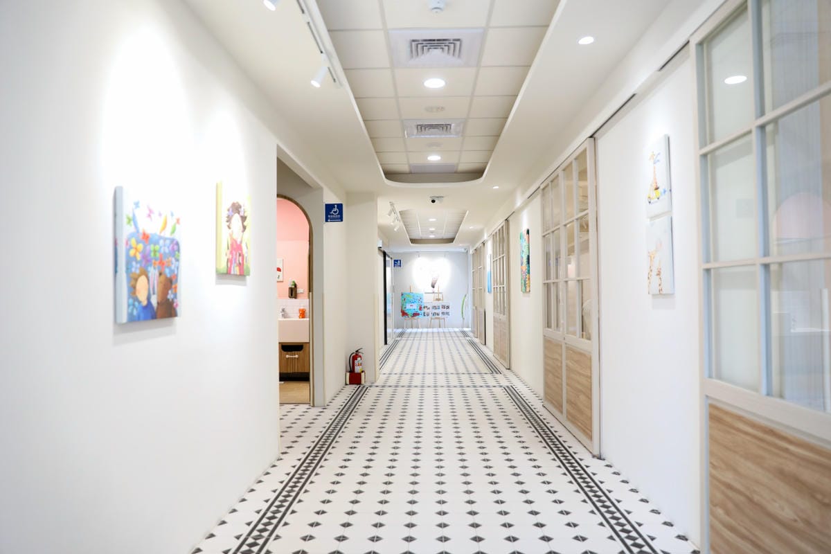 蘆洲雙語幼兒園參訪 新北市私立雄林國際幼兒園 (英國皇家教育學院體系) 綠建築與多元課程