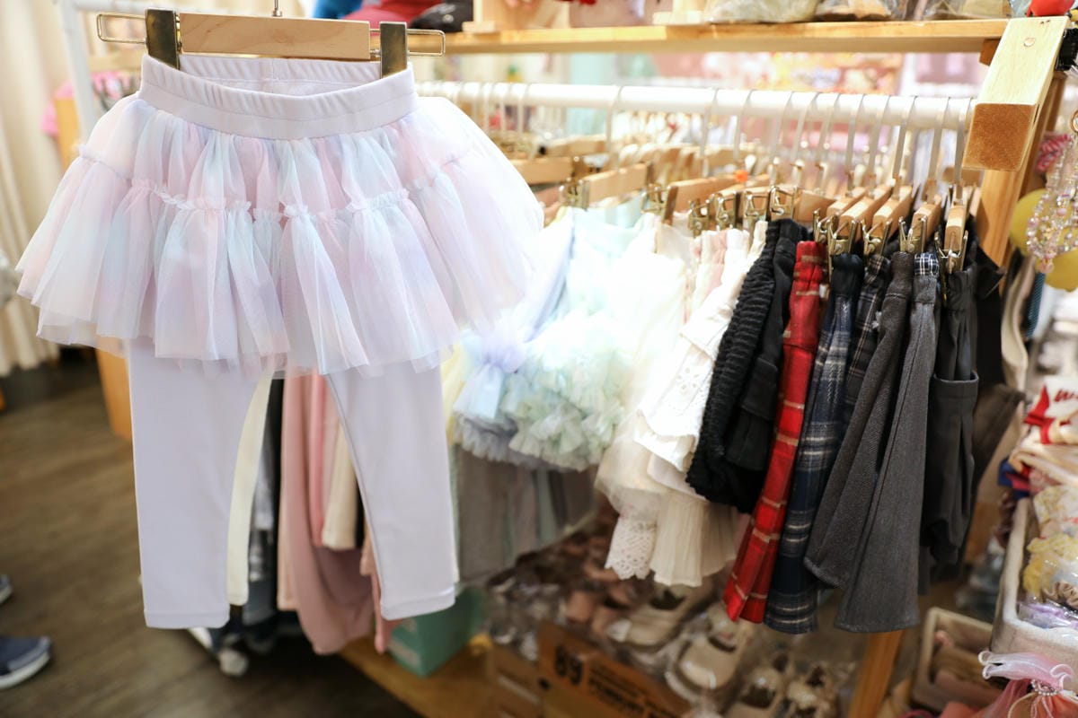 台北實體童裝店推薦! 童衣窩.兒童服飾專賣店 2026過年治裝就來這~氣質洋裝.毛呢大衣.可愛背心.韓風外套 - 第7張圖 台北實體童裝店推薦! 童衣窩.兒童服飾專賣店 2026過年治裝就來這~氣質洋裝.毛呢大衣.可愛背心.韓風外套