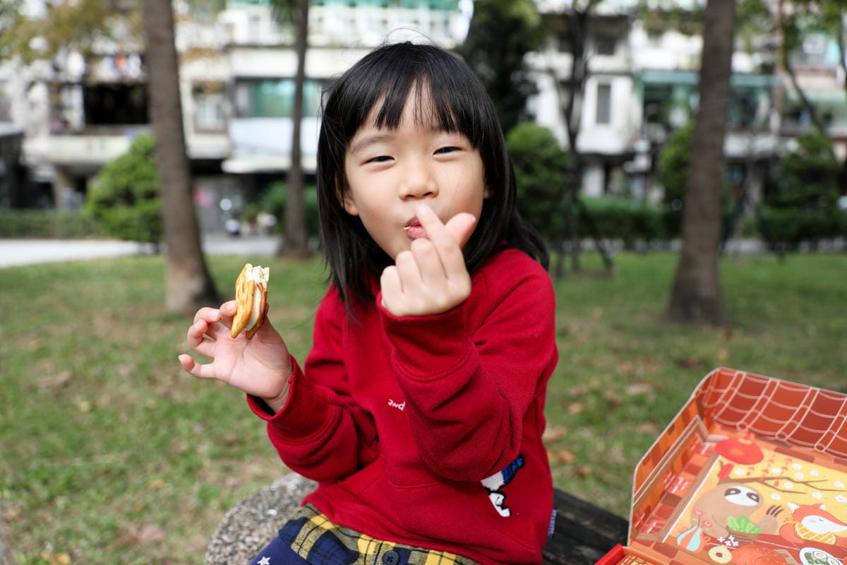 2026春節禮盒 BearQueen 熊后 中山站台灣文創伴手禮推薦! 好吃不黏牙牛軋糖餅乾.蛋捲