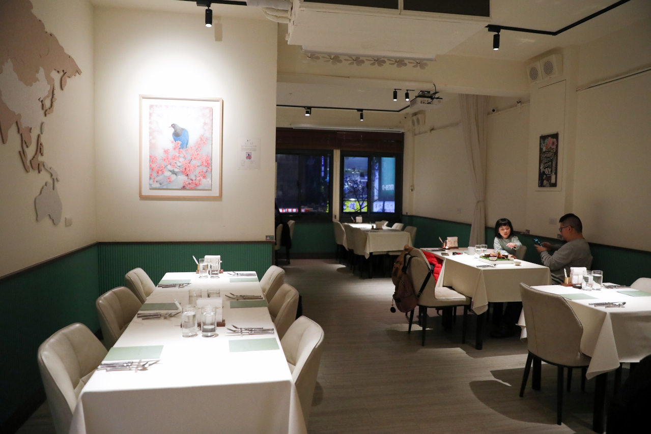 中壢氣氛佳情侶約會慶生餐廳推薦! 拾青春 Legumes 西式創意料理 - 第5張圖 中壢氣氛佳情侶約會慶生餐廳推薦! 拾青春 Legumes 西式創意料理