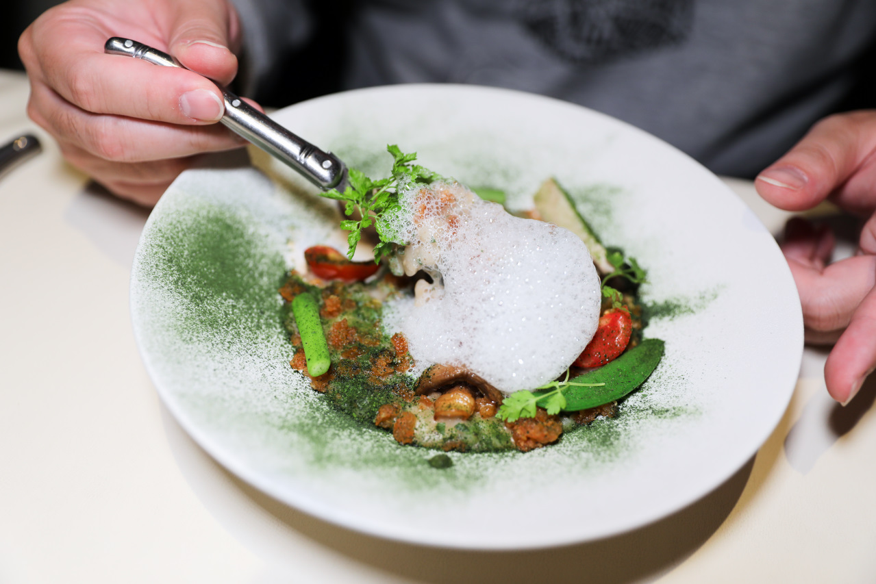 中壢氣氛佳情侶約會慶生餐廳推薦! 拾青春 Legumes 西式創意料理 - 第2張圖 中壢氣氛佳情侶約會慶生餐廳推薦! 拾青春 Legumes 西式創意料理