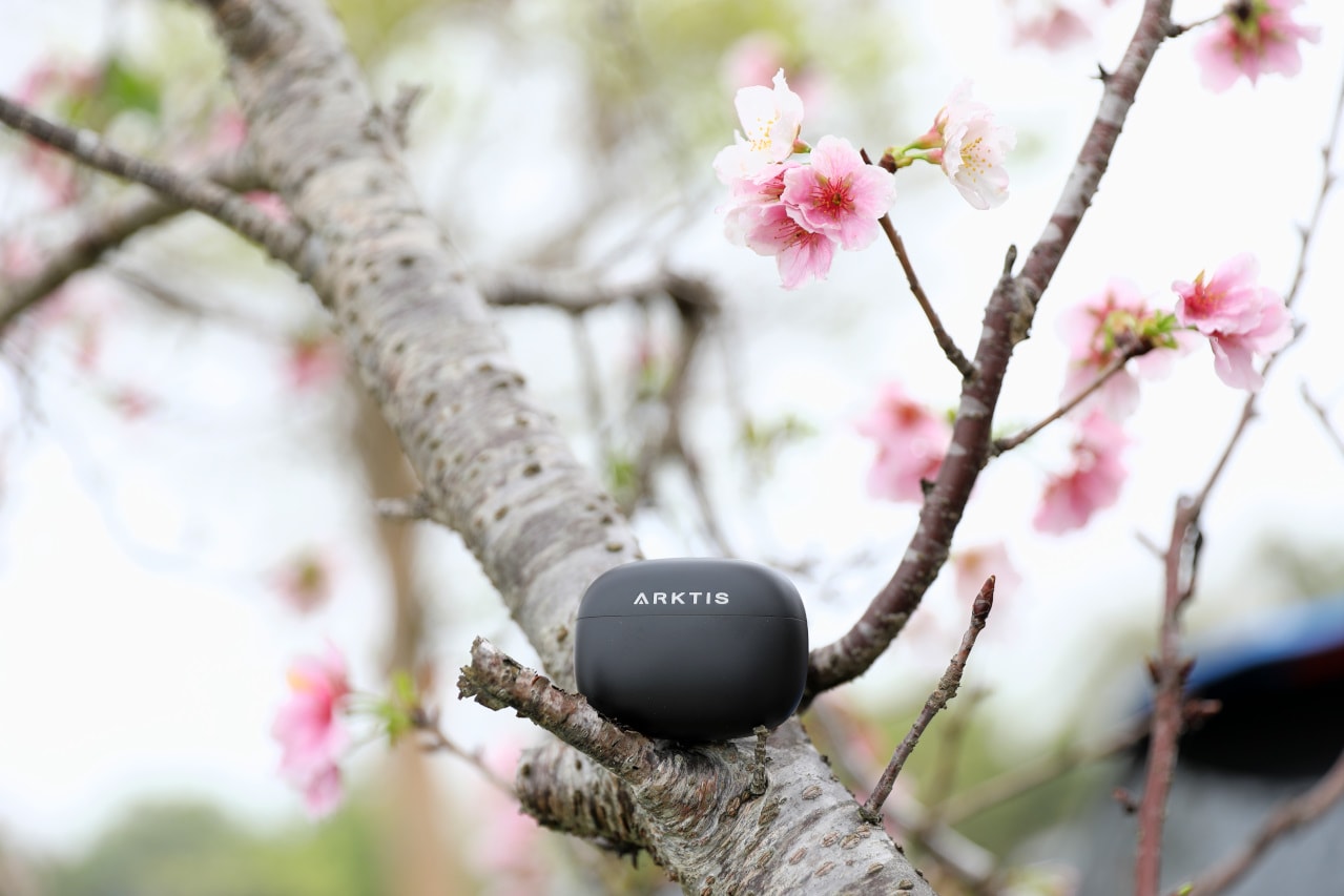 Arktis Pro 降噪耳機 千元有找高CP值無線藍牙耳機 通勤降噪耳機推薦! - 第1張圖 Arktis Pro 降噪耳機 千元有找高CP值無線藍牙耳機 通勤降噪耳機推薦!