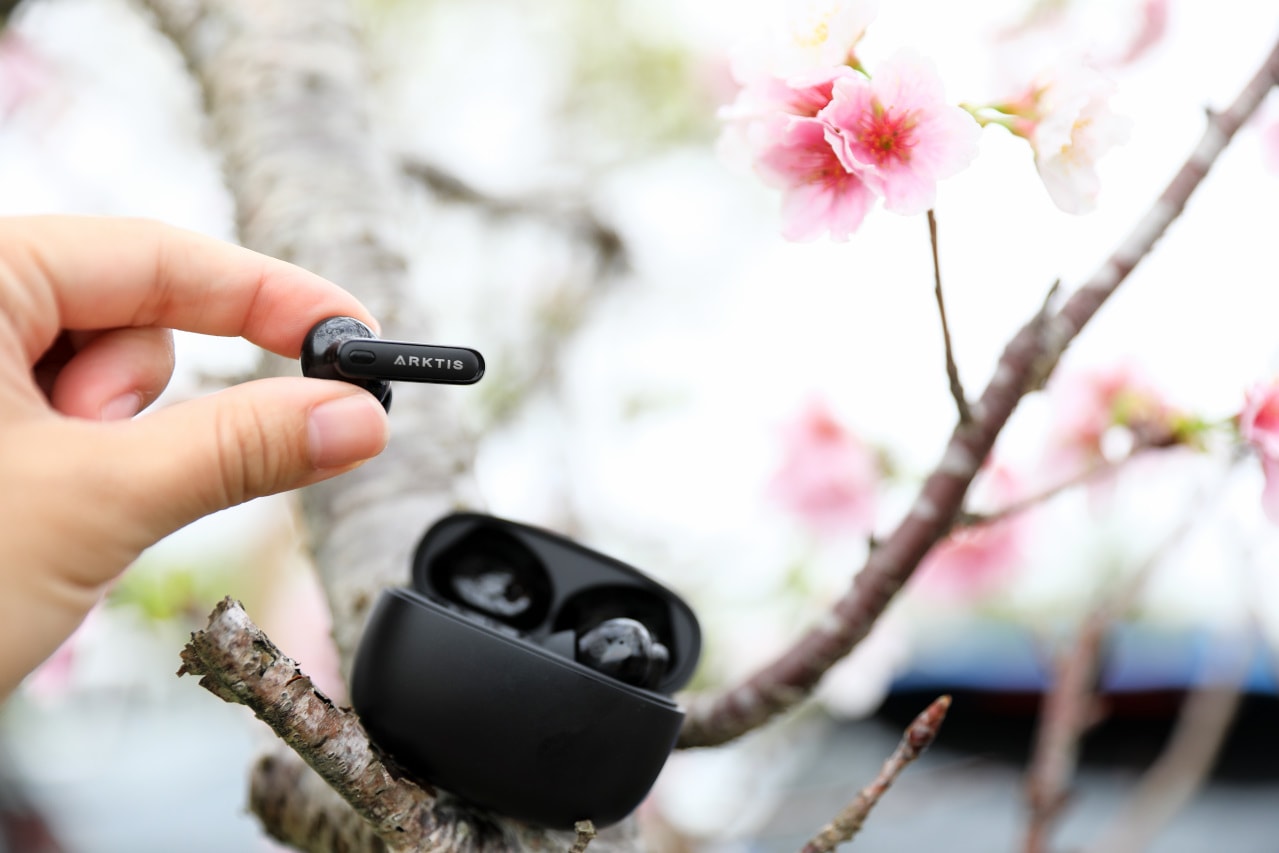 Arktis Pro 降噪耳機 千元有找高CP值無線藍牙耳機 通勤降噪耳機推薦! - 第2張圖 Arktis Pro 降噪耳機 千元有找高CP值無線藍牙耳機 通勤降噪耳機推薦!