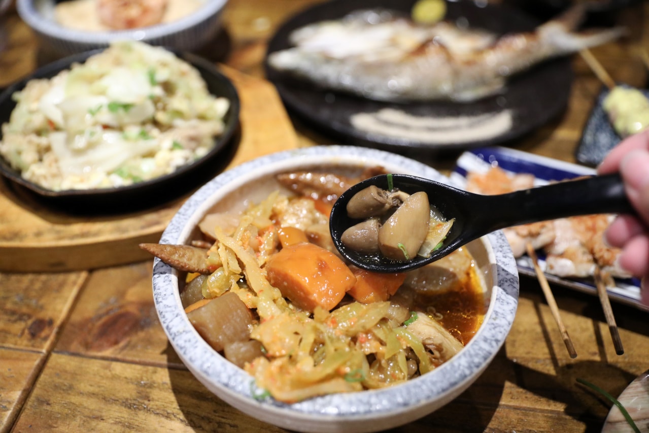 台北信義區日式居酒屋推薦! 激安の食事酒場(市府二號店)平價串燒+酒水無限暢飲,聚餐好地方~ - 第22張圖 台北信義區日式居酒屋推薦! 激安の食事酒場(市府二號店)平價串燒+酒水無限暢飲,聚餐好地方~