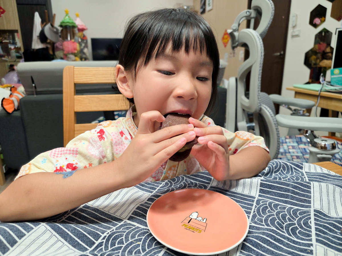 明月堂和菓子全新創新口味! 當日式傳統遇上中東網紅,杜拜巧克力大福、杜拜銅鑼燒,還有超驚艷蕨餅與牛皮推薦! - 第13張圖 明月堂和菓子全新創新口味! 當日式傳統遇上中東網紅,杜拜巧克力大福、杜拜銅鑼燒,還有超驚艷蕨餅與牛皮推薦!