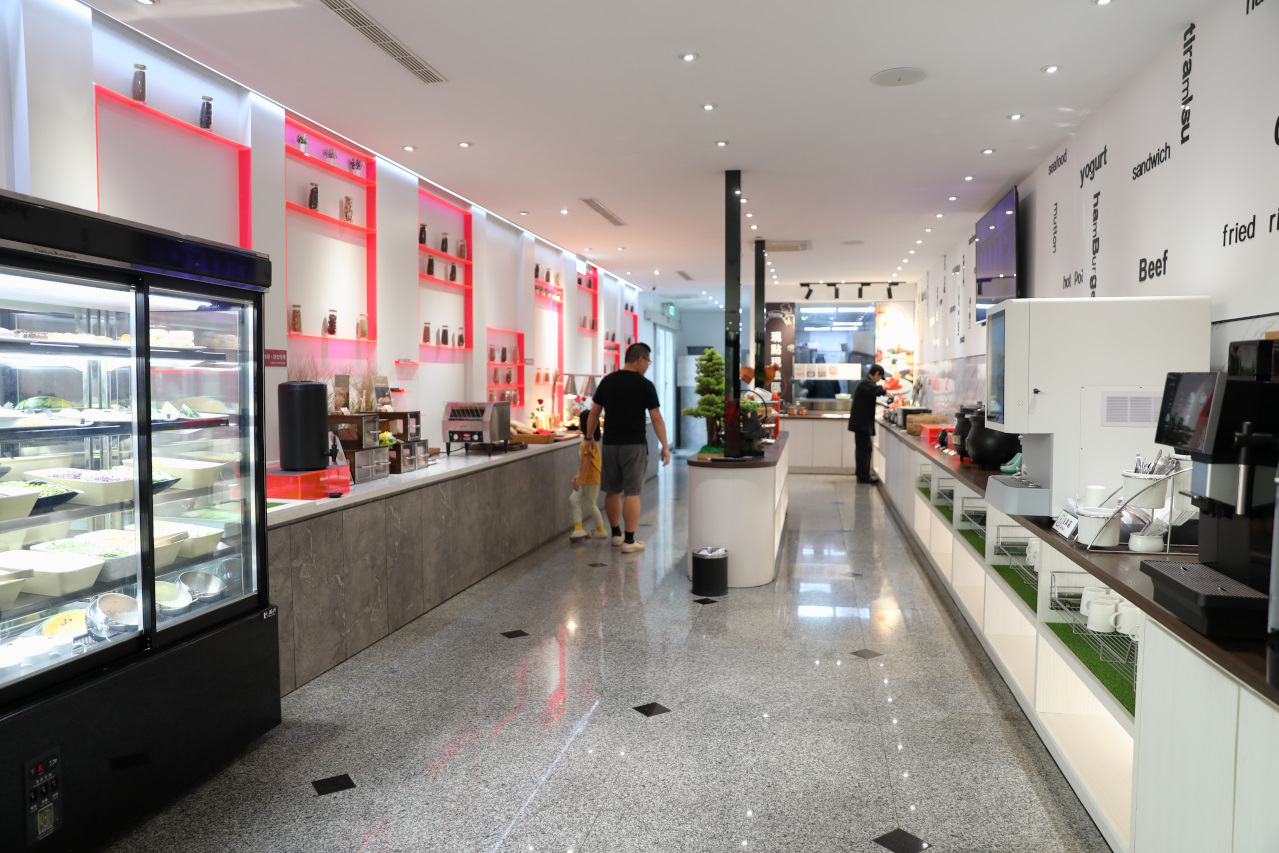 桃園Motel住宿推薦! IF漫旅館 超大浴缸+按摩椅 適合親子住宿 - 第17張圖 桃園Motel住宿推薦! IF漫旅館 超大浴缸+按摩椅 適合親子住宿