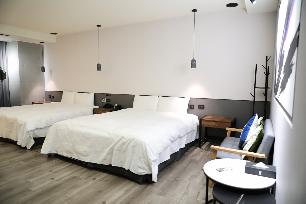 桃園Motel住宿推薦! IF漫旅館 超大浴缸+按摩椅 適合親子住宿 - 第10張圖 桃園Motel住宿推薦! IF漫旅館 超大浴缸+按摩椅 適合親子住宿