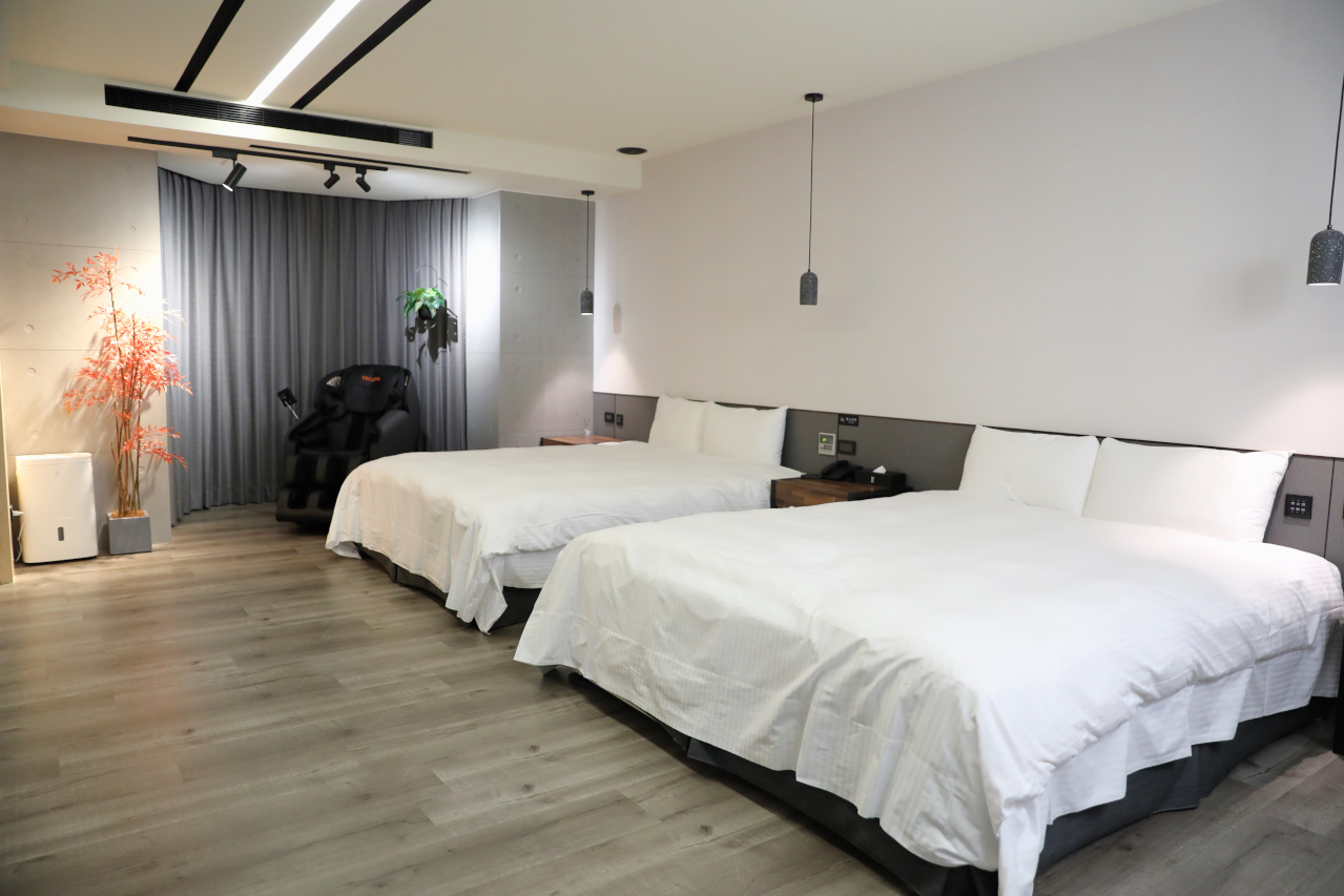 桃園Motel住宿推薦! IF漫旅館 超大浴缸+按摩椅 適合親子住宿 - 第6張圖 桃園Motel住宿推薦! IF漫旅館 超大浴缸+按摩椅 適合親子住宿